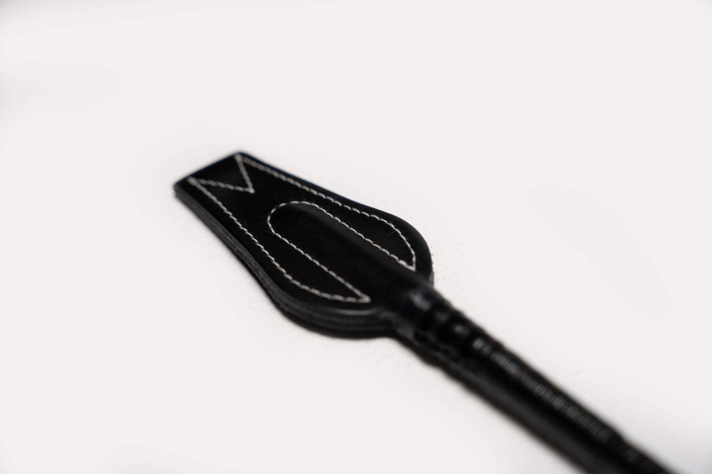 Beval Saddlery Riding Crop 22"